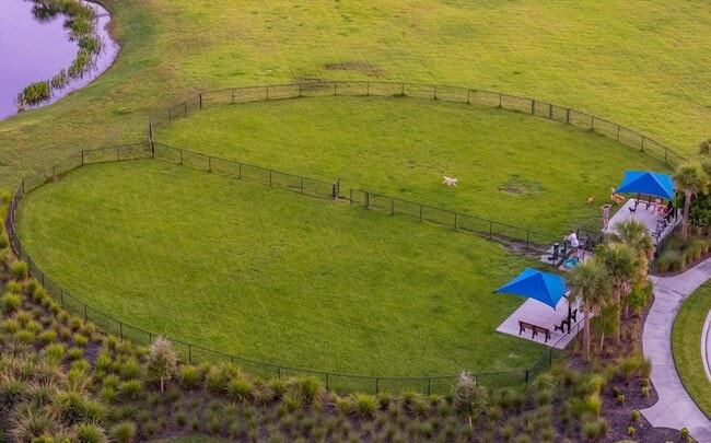 Building Photo - 8792 Winter Breeze Wy