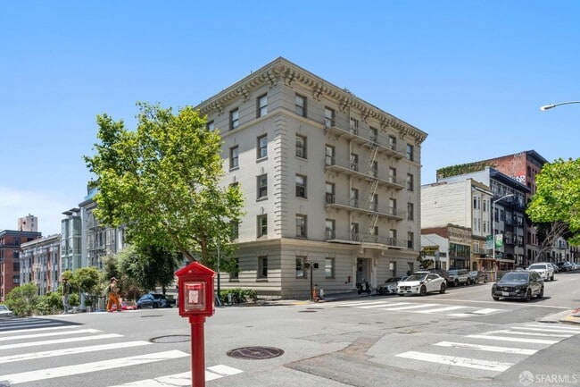 Building Photo - 901 Bush St