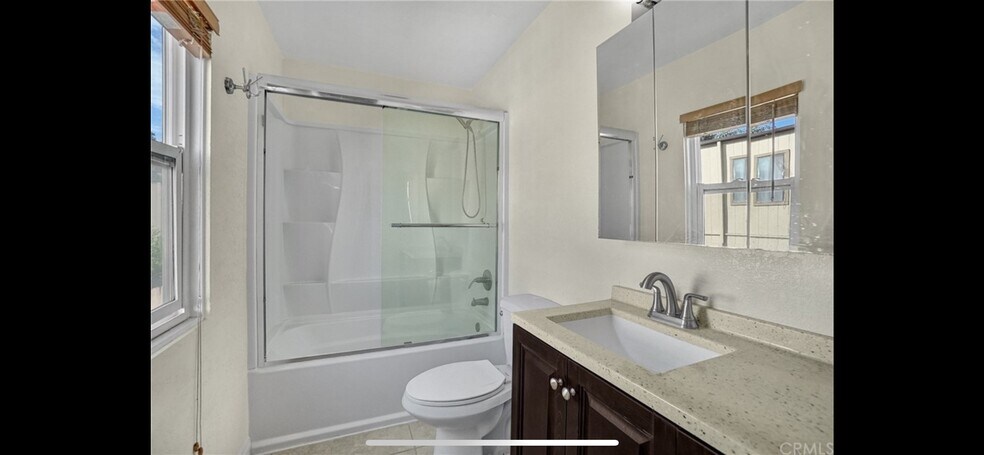 Remodeled bathroom - 12828 Ramona Blvd