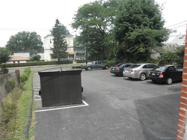 Building Photo - 76 Palisade Ave