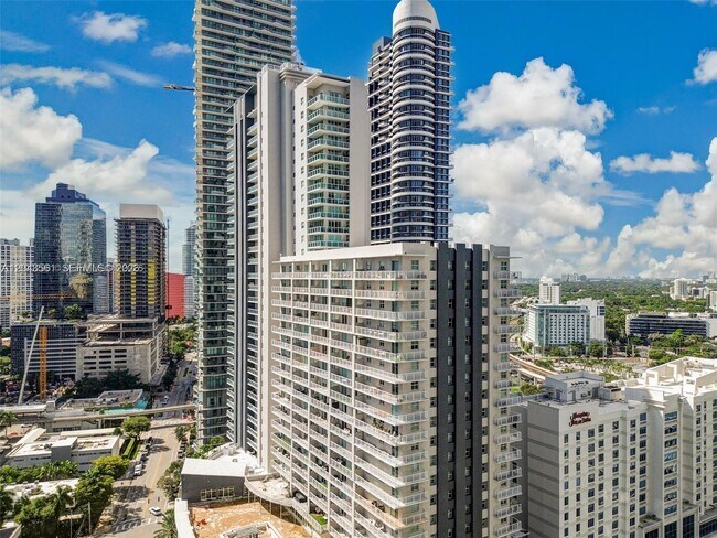 Building Photo - 1250 S Miami Ave