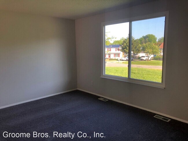 Building Photo - 3 br, 1.5 bath House - 6327 Queens Lace Ci...