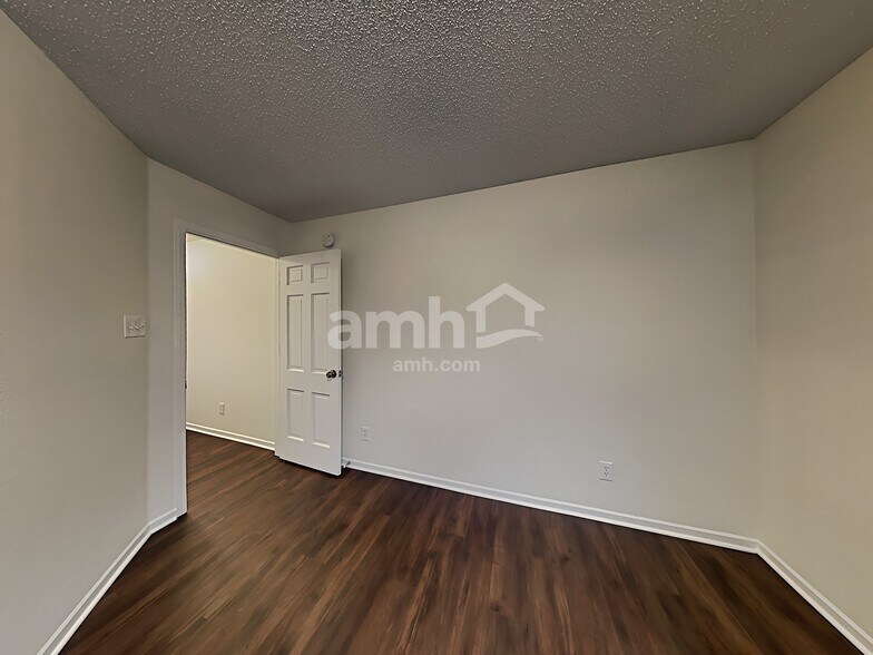 Building Photo - 14339 Banister Dr