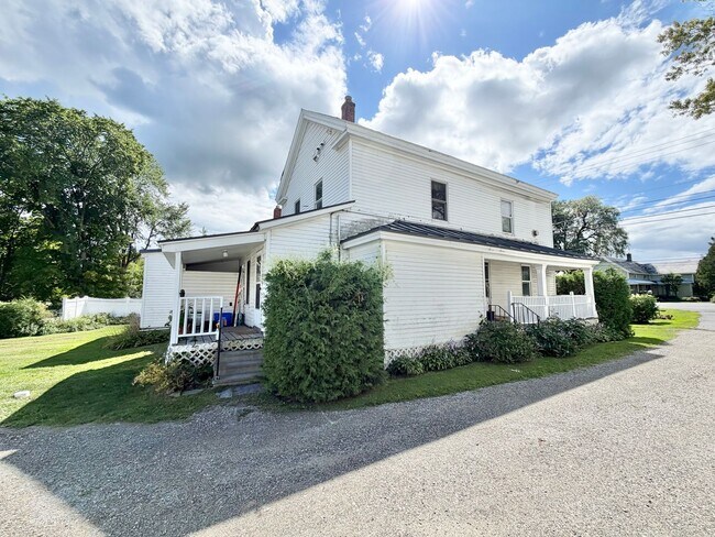 Building Photo - 10787 Rte 116