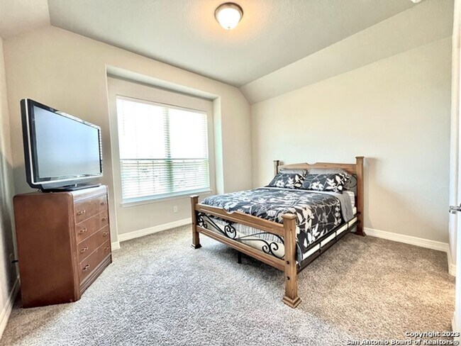 Building Photo - 30527 Setterfeld Cir