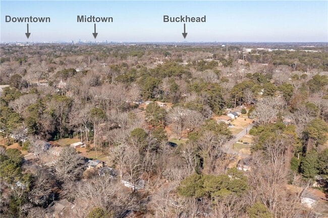 Building Photo - 1290 Glen Forest Way