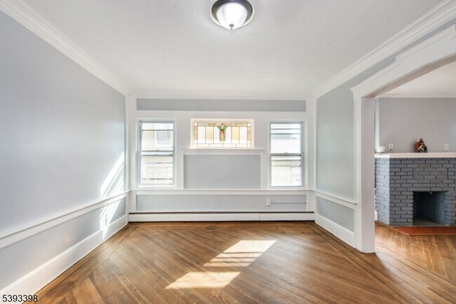 Building Photo - 86 Watsessing Ave