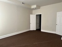 Building Photo - 3222 Auchentoroly Terrace