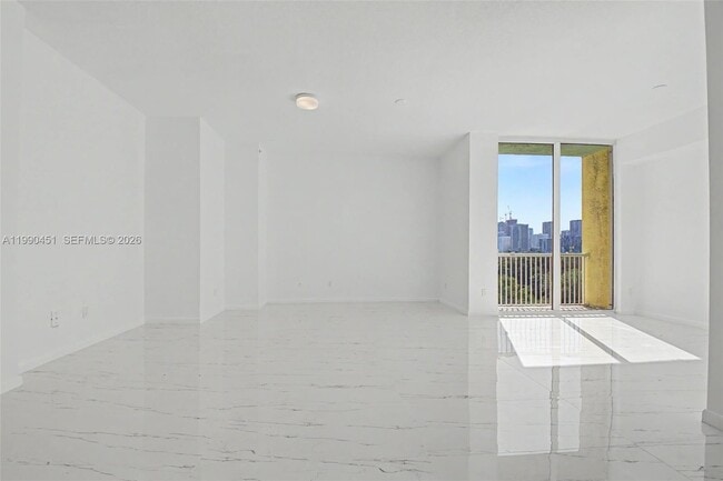 Building Photo - 1350 NW 8th Ct