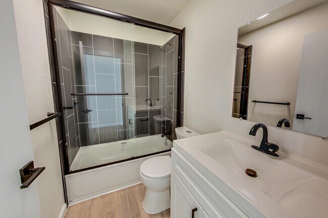 Floorplan - 1722 27th Avenue