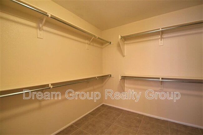 Building Photo - 10584 W Moultrie Ave