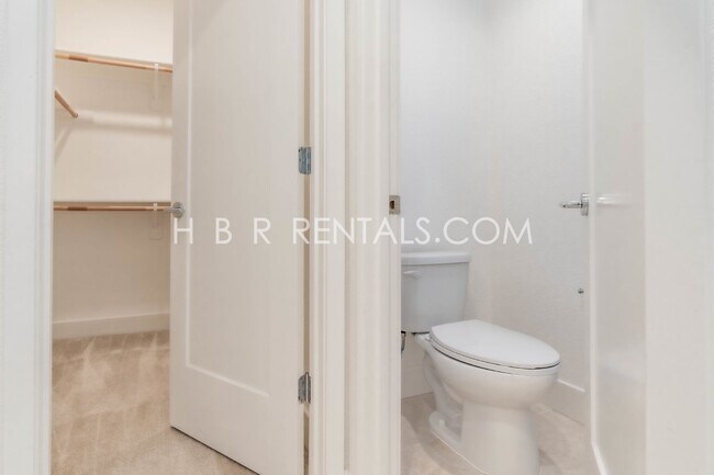 Building Photo - Charming 3-Bedroom Retreat on Barker Street with Spacious Living in Mountain House!