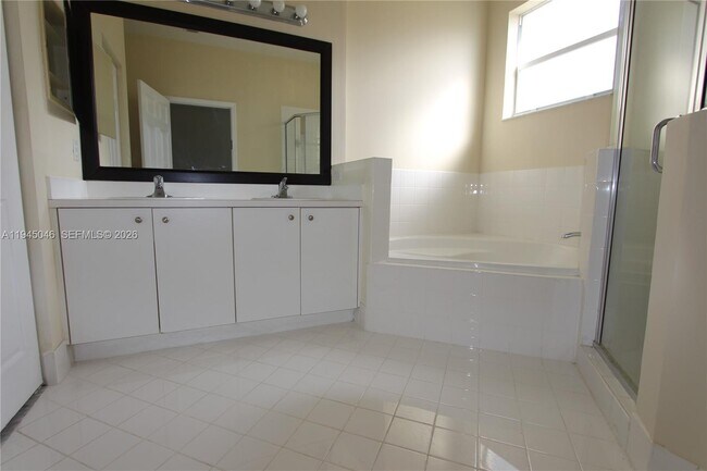 Building Photo - 9274 SW 220th Terrace