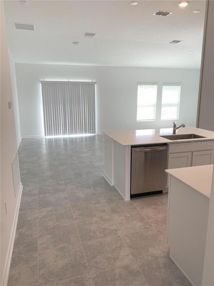 Building Photo - 1373 Brentwood Dr