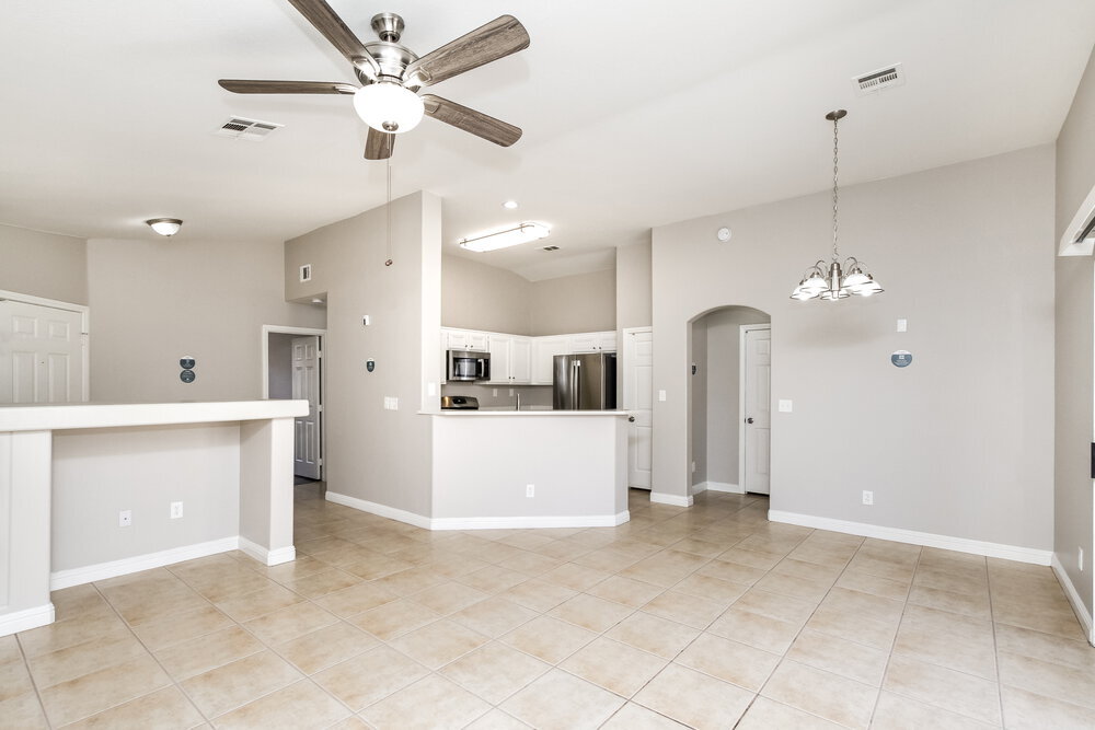 Building Photo - 716 Castlebridge Ave