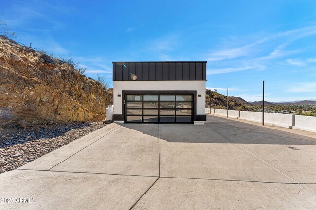 Building Photo - 18812 North 22nd St