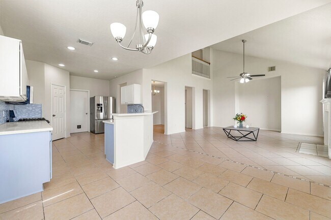 Building Photo - 20307 Wild Berry Dr