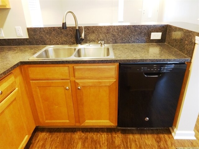 Building Photo - 1073 Briar Rose Ln