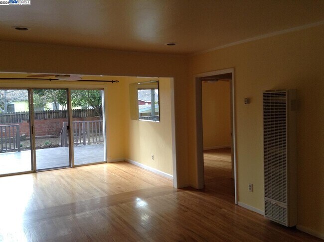 Building Photo - 38077 Canyon Heights Dr