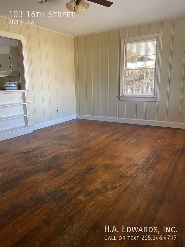 Building Photo - 103 16th St