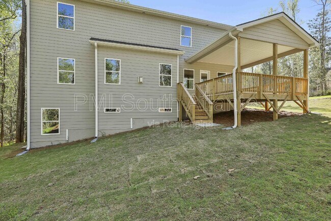 Building Photo - 10 Singletree