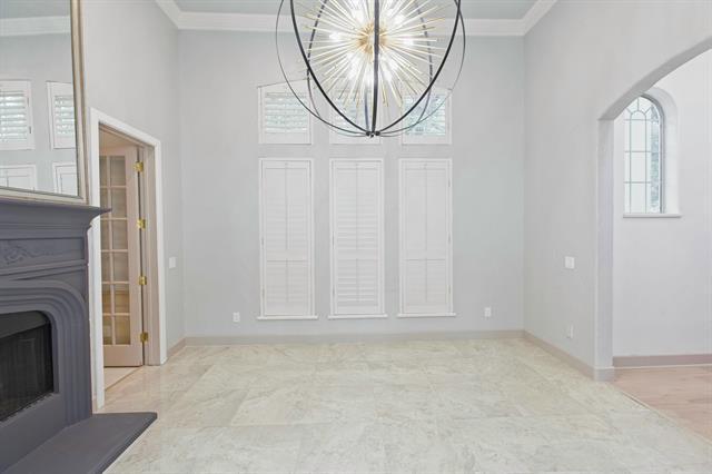 Building Photo - 3700 Watercrest Dr