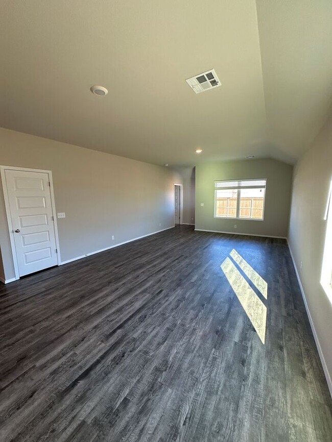 Building Photo - *Pre-leasing* BRAND NEW Three Bedroom | Tw...