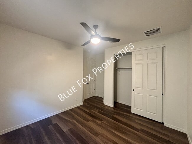 Building Photo - 8454 N Lone Ranger Rd