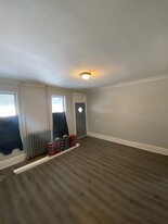 Building Photo - 4551 Mulberry St