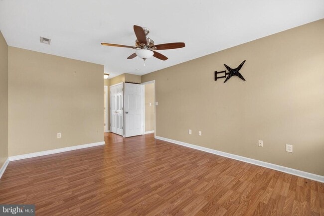 Building Photo - 33 Wild Rose Dr