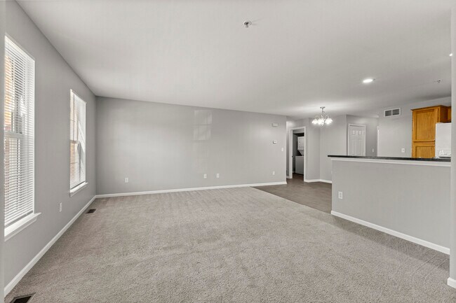 Building Photo - 13033 Turnberry