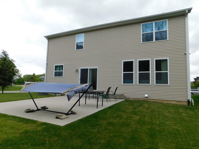 Building Photo - 4446 Christina Dr