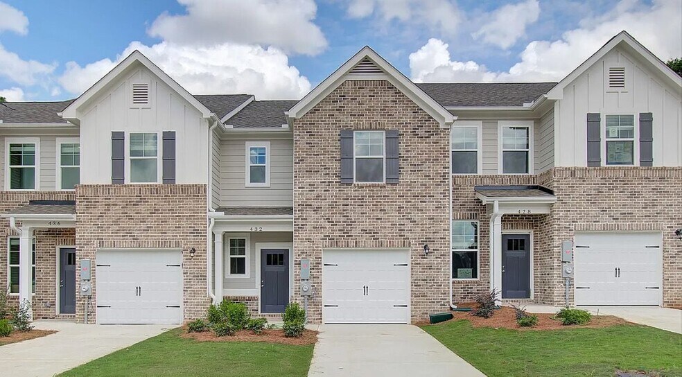 Primary Photo - 472 Payne Dr