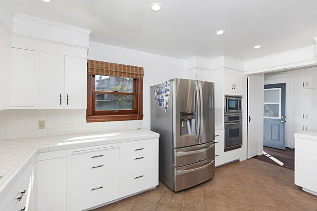 Building Photo - Timeless 4BR/2BA Corner-Lot Home, Perched on the Hills of Ocean Beach. Sweeping Ocean Views
