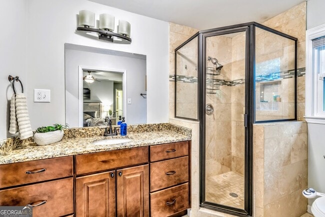 Building Photo - 1897 Mt Vernon Rd