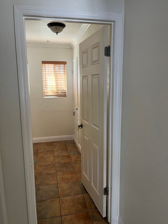 Building Photo - 12727 Shenley St