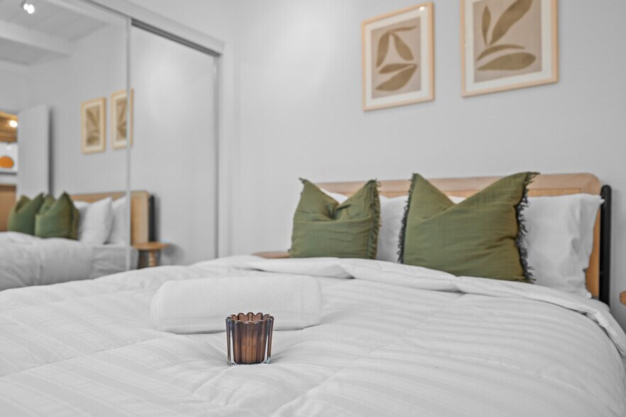 Building Photo - 2710 L St