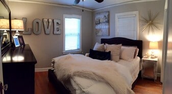 Building Photo - 1807 Cheyenne Place