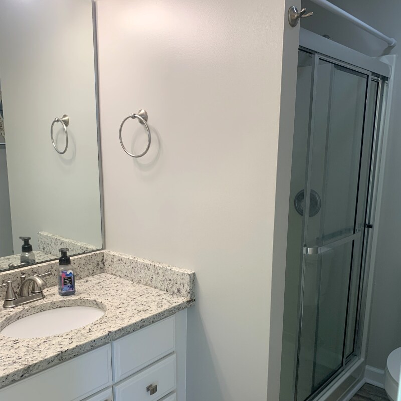Building Photo - 500 Willow Green Dr