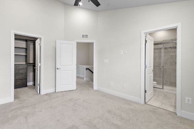 Building Photo - 7807 Petigru Rd
