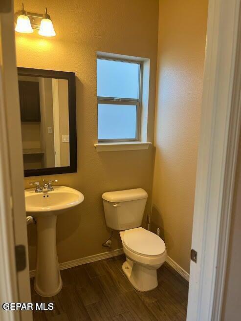 Building Photo - 7561 Red Cedar Dr