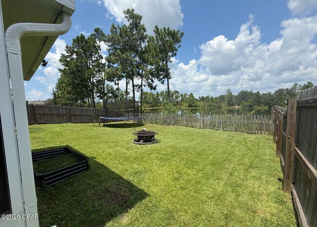 Building Photo - 7113 Riverbrooke St