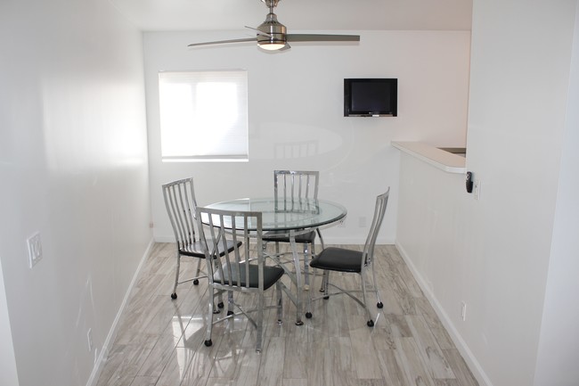 dining area - 1753 16th St