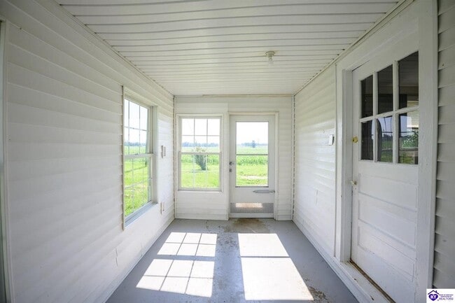 Building Photo - 189 Bob Wade Rd