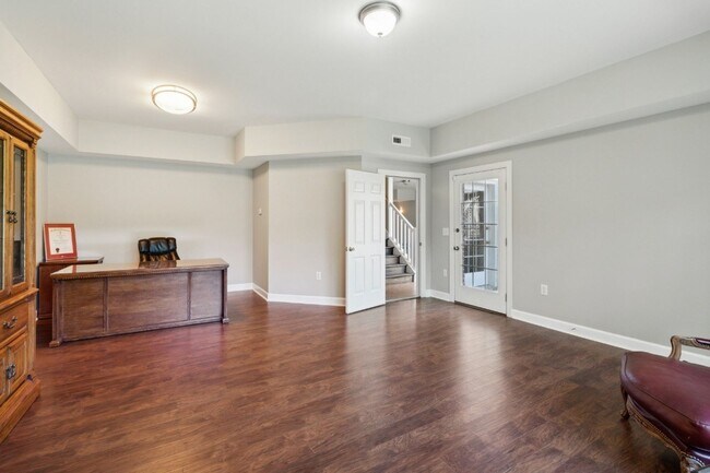 Building Photo - 4137 Jensome Ln