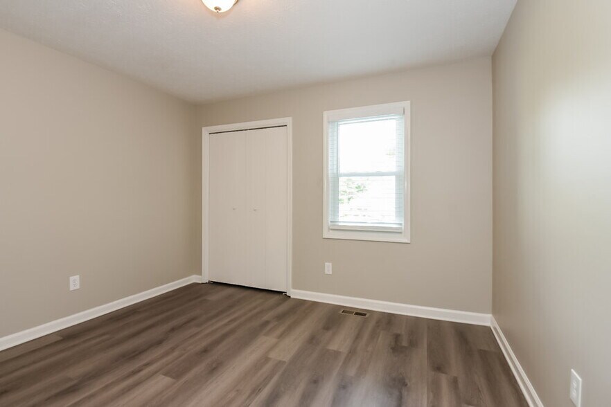 Building Photo - 1531 Scott Oaks Ct