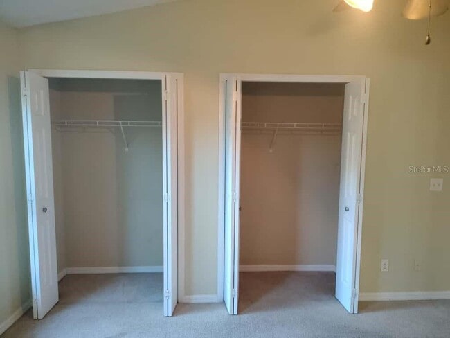 Building Photo - 703 Bobcat Ct