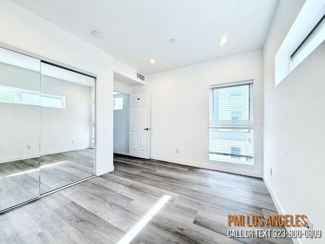Building Photo - 1260 1/2 Leighton Avenue
