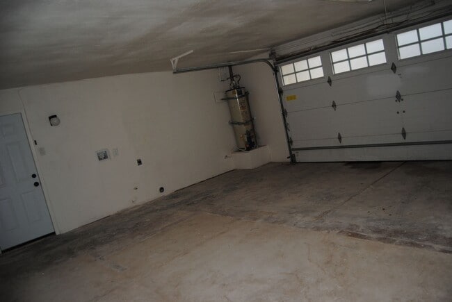 Building Photo - 3706 Rampart St