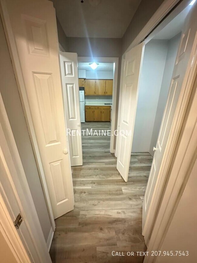 Building Photo - 46 Baker St